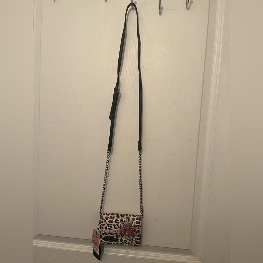 Leopard Print Crossbody Wallet with Floral Accent - Black/Beige